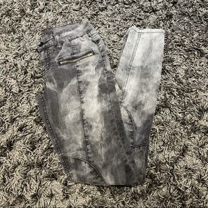 Black acid wash jeans